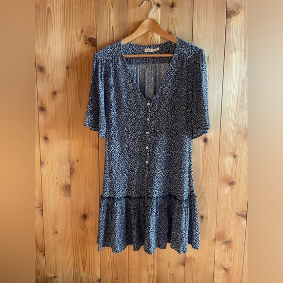 Faherty Dresses & Skirts - Faherty Orinda Floral Short Sleeve Mini Dress